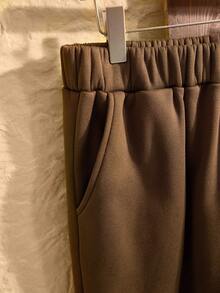 Rusticease Conjunto de 2 peças feminino plus size casual com capuz, composto por moletom e calça.