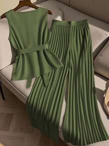 GlowEve CURVE 2件套大码女式无袖上衣和休闲宽松褶皱阔腿裤套装 - 軍綠色 - 查看 2