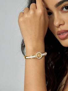 CUCCOO SZL 1pc Vintage Tree Pattern Gold-Tone Stainless Steel Bracelet With Rhinestones For Women