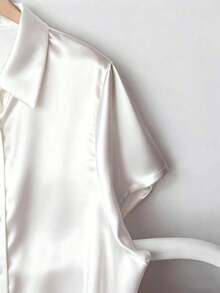 SHEIN PETITE Áo cánh tay ngắn nhún eo thanh lịch bằng vải satin trơn màu dành cho nữ - trắng - Xem 3