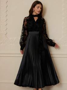 BELROSIE Autumn English Style Mesh Flocked Hem Thickened Pleated Long Sleeve Dress - Black - View 3