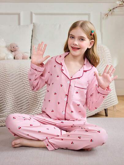 SHEIN Conjunto de camisa de botones con estampado de cerezas y efecto arrugado para niñas