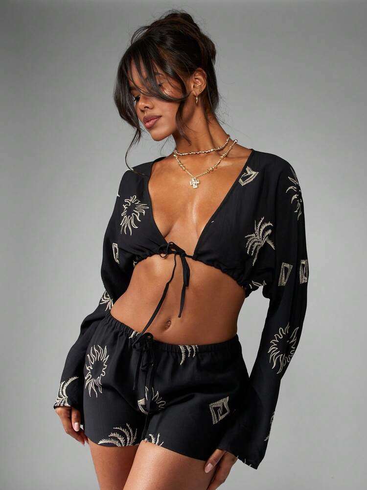 MISSGUIDED Women Embroidered Co-Ord Set Long Sleeve Crop Top And High Waist Shorts Summer Beach Boho Festival Two Pieces Matching Set Vacation Resort Wear