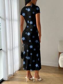 Modelyn Vestido ceñido con cuello cuadrado, volantes y cola de sirena para el verano