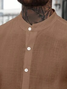 Manfinity CasualCool 男士纯色长袖单排扣休闲衬衫 - 摩卡棕 - 查看 6