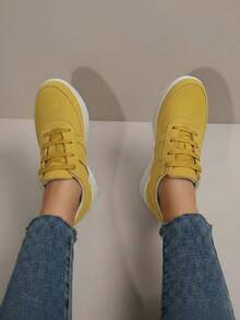Zapatillas casuales para mujer, plataforma cómoda, punta redonda, cordones clásicos, estilo minimalista, uso diario, zapatos de moda - Amarillo - Ver 2