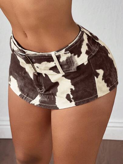 Slaydiva Plus Size Women's Waist Buckle Design Contrast Color Sexy Fashion Denim Skirt Pants