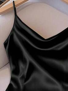 GlowEve 女式闪亮梭织面料无袖收腰修身休闲吊带背心，适合春秋冬季 - 黑色 - 查看 4