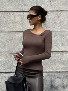 DAZY 不对称扭结设计休闲商务优雅棕色T恤，适合新年、圣诞节、婚礼派对、秋冬季等场合。 - 棕色 - 查看 6