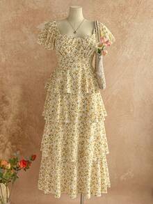 Soleia Váy maxi xếp lớp hở lưng họa tiết hoa nhỏ xinh xắn dành cho nữ cỡ lớn, đi nghỉ - Màu vàng - Xem 1