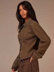 Athîral 女士时尚纯色常规肩长袖前开襟休闲百搭牛仔外套 - 咖啡棕 - 查看 5