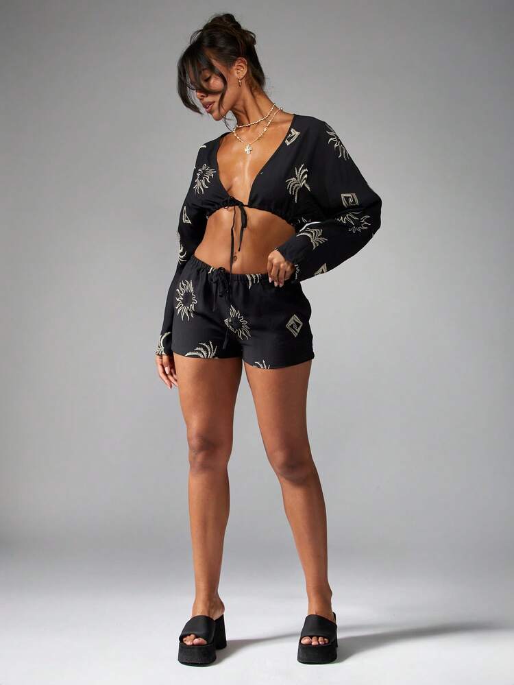 MISSGUIDED Women Embroidered Co-Ord Set Long Sleeve Crop Top And High Waist Shorts Summer Beach Boho Festival Two Pieces Matching Set Vacation Resort Wear