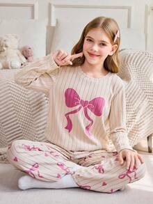 SHEIN 女童可爱蝴蝶结印花圆领长袖长裤睡衣套装 - 杏色 - 查看 5