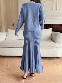 DAZY Women's Elegant Solid Color Sweater & A-Line Skirt 2 Pieces Set, Autumn - Blue - View 2