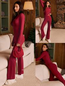 GLOWMODE 31" FeatherFit™ Merry Mode Soft Stretchy Sweat-Wicking Flared Leggings Holiday Christmas Outdoors Yoga Pilates Studio Wear Spring Summer - Burgundy - View 8