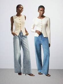 Maija Áo cardigan dệt kim dài tay cổ tròn màu trơn dành cho nữ, kiểu dáng tối giản và thanh lịch, thoải mái, phù hợp cho mọi mùa. Thiết kế màu trắng tươi tắn và đa năng, phù hợp cho trang phục thường ngày hoặc đi làm, tôn lên vẻ đẹp nữ tính tự nhiên và duyên dáng, một món đồ thời trang không thể thiếu trong tủ quần áo. - Màu be - Xem 4