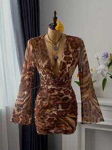 Swim Lushoire غطاء قصير بطبعة نمر أنيق وجذاب للنساء - متعدد الألوان - مشاهدة 4