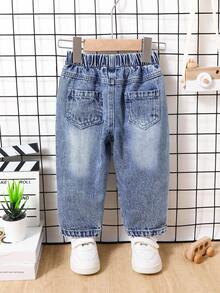 SHEIN Quần denim thời trang cho bé trai, Xuân/Hè & Thu/Đông, Màu denim xanh dương trung bình, Lỗ rách sờn & In chữ cái tiếng Anh, Dáng ôm, Quần denim cotton thoải mái, Thích hợp cho các buổi đi chơi hàng ngày - Rửa trung bình - Xem 2
