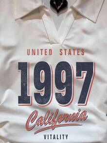 Attitoon 女士休闲复古1997英文字母时尚印花图案Polo领长袖T恤，适合外出、街头风、机场休闲等场合，时尚图案 - 白色 - 查看 4