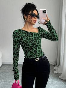 Islaluna Elegant Tight-Fitting Oblique Shoulder Neck Long Sleeve Pleated Shoulder Waist Ruched Brushed Leopard Print Multicolor Women T-Shirt - Multicolor - View 3