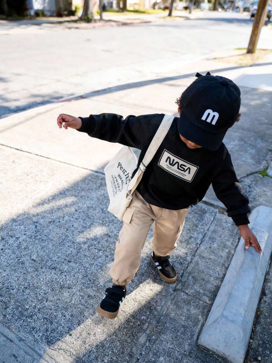 SHEIN 2pcs Baby Boys Toddler Infant Kids Cool Casual Streetwear Black Letter Graphic Box Print Long Sleeve Round Neck Pullover Sweatshirt Top And Beige Cargo Pants Sweatpants Joggers Set Soft Texture Comfortable Sporty Outfit Sets Clothes Tracksuit For Outdoor School Daily Wear Spring Fall Winter - Multicolor - View 1