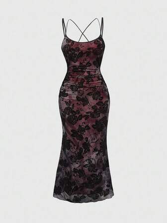 Goth فستان ميرميد مناسب للمقاسات الكبيرة، مزخرف بنقشة زهرية رجعية، بتصميم ظهر مفتوح وخصر مطابق