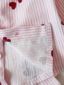 SHEIN 女婴 3 个月-3 岁 2 件套秋季服装女童休闲日常风格宽松套装，心形印花长袖纽扣上衣和心形印花长款简约基本款裤子 - 粉色 - 查看 7