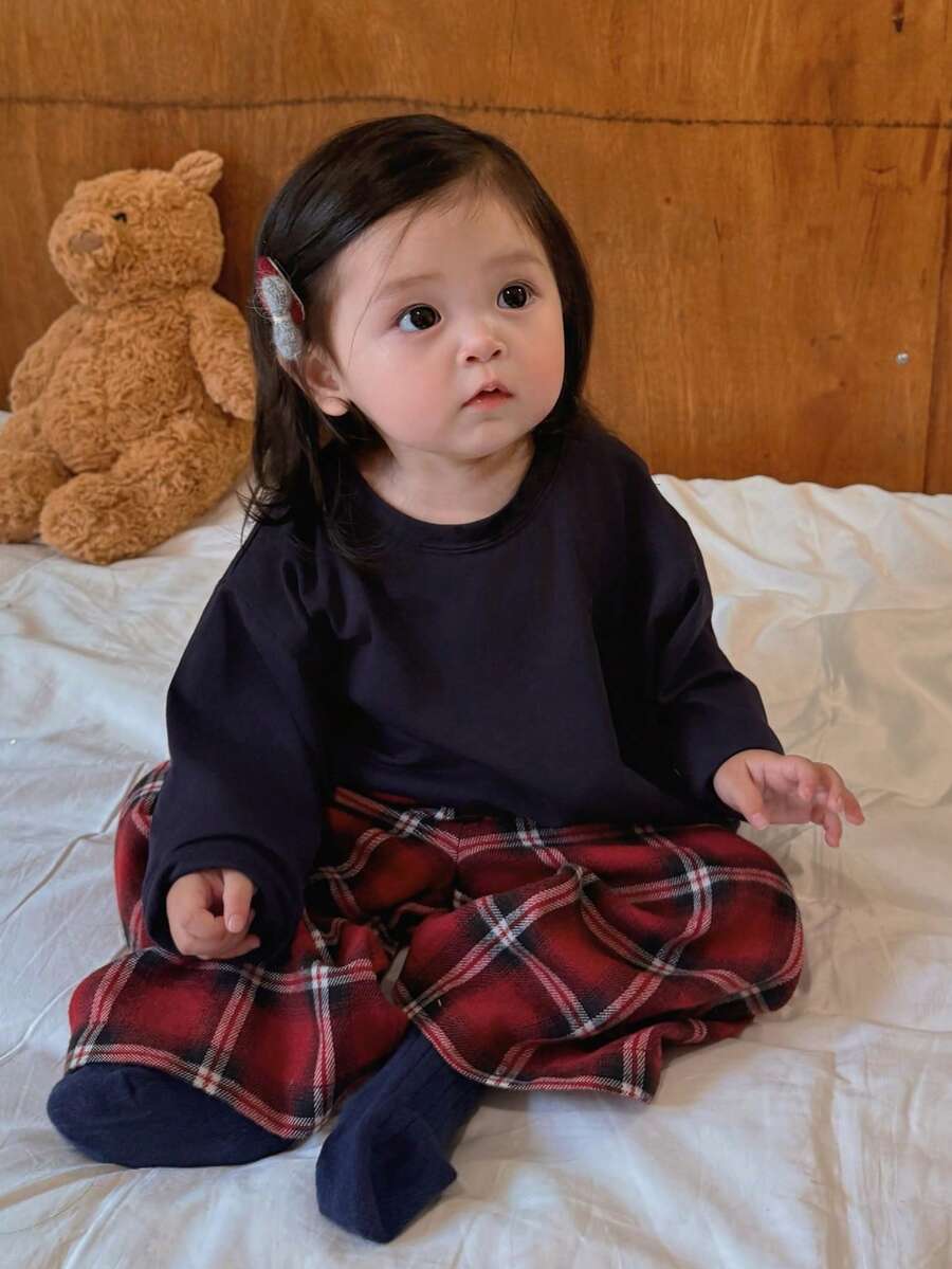 DAZY 女童圆领纯色休闲T恤和格子裤家居服套装 - 藏蓝色 - 查看 1