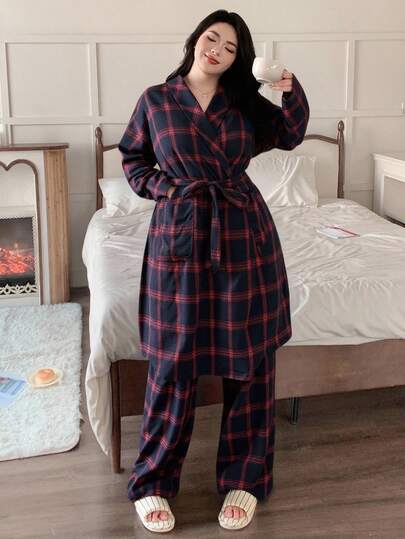 Dazy Plus 大码女式两件套格子简约中长款系带睡袍+直筒宽松长裤睡衣套装，冬季服装