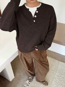 Dazy Plus 时尚休闲二合一撞色纽扣装饰宽松套头毛衣，女款大码，秋冬款