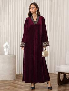 Al Najma Váy dự tiệc dáng suông thêu sequin cổ chữ V nhung đen, thanh lịch cho mùa thu/đông - Màu Đỏ Sâu - Xem 4