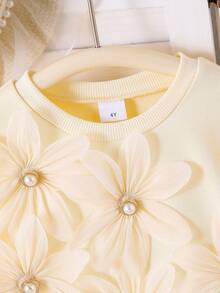 SHEIN Glamorique Kids 女童杏色长袖碎花珍珠纽扣卫衣撞色网纱公主裙，时尚儿童休闲初秋迷你裙 - 杏色 - 查看 4