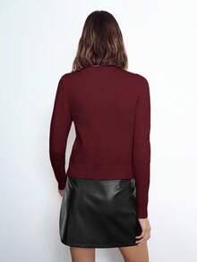 Maija 女士优雅纯色圆领前开襟长袖开衫，简约设计展现低调奢华时尚。修身剪裁，四季皆宜，是节日、日常、海滩度假、夏季外出、毕业典礼等场合的理想之选。 - 酒紅色 - 查看 5