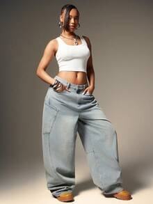 Denimoi Celana Jeans Denim Longgar Model Barrel dengan Potongan Lebar dan Kantong Belakang Besar - Light Wash - View 5