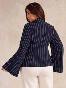 Elegantrix 大码女式缺口领花卉拼布纽扣前收腰喇叭袖条纹衬衫 - 藏蓝色 - 查看 4