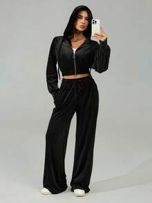 SHEIN Tall مجموعة هوديي وبنطلون قصير بلون أحادي للنساء قطعتان - الأسود - مشاهدة 1