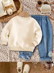 SHEIN Cremefarbener & rosa Schleife Glitzer Leopard Weihnachtsbaum Muster lässiger minimalistischer dicker weicher bequemer weiter Rundhals Langarm Sweatshirt, geeignet für Kleine Mädchen im Herbst/Winter, Alltagstragen, Weihnachten, gemütliche Saison, Weihnachtsstimmung, Weihnachtsgeschenke, Herbst- & Winteroutfits für Mädchen, einfacher Komfort, Herbst- & Winterlagen für Mädchen, stilvolle Mädchen, Freizeitkleidung, Kinder Grafik Kleidung, Herbst- & Winterkleidung, schicker Herbst, neuer Herbststil, Wintermode