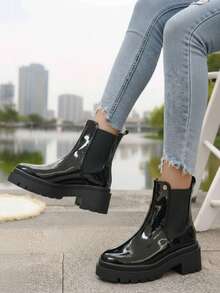 Women Mid-Calf Boots - Bright black - View 1