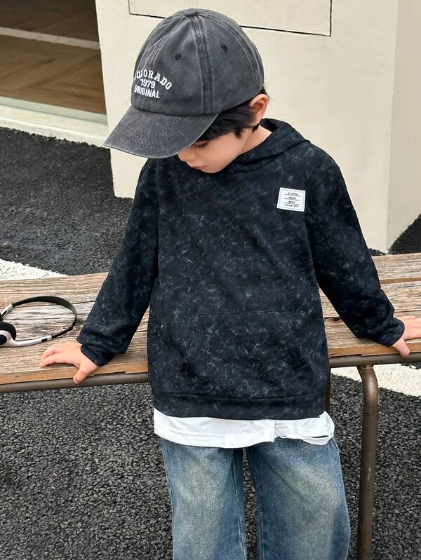 SHEIN Little Byeori 1 件男女通用儿童舒适休闲宽松雪花纹理连帽运动衫，适合秋冬季