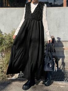 FRIFUL 女士纯色V领无袖纹理面料收腰喇叭下摆休闲百搭连衣裙，秋冬嘉年华 - 黑色 - 查看 4