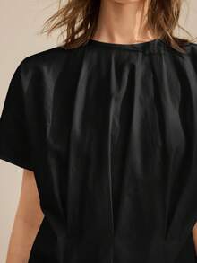 Ontre 2026 Spring/Summer New Round Neck Waist Cinched Short Sleeve Shirt, Urban Commute Business Casual - Black - View 6