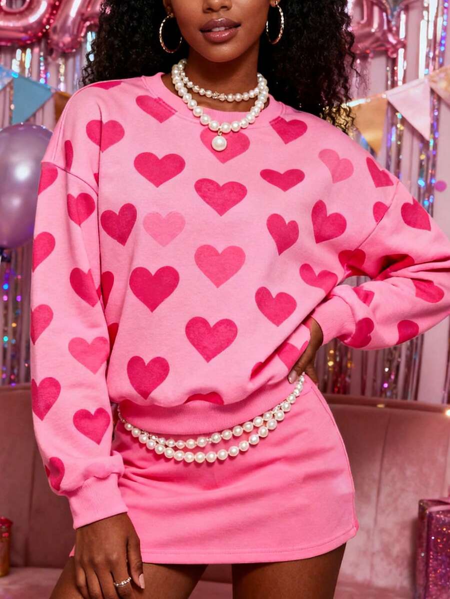 Rovax Women's Heart Print Casual Drop Shoulder Long Sleeve Sweatshirt, Suitable For Autumn/Winter, Outdoor, Festivals, Street, Valentine's Day Gift, Women's Gift, Sibling Gift, Sister Gift, Retro