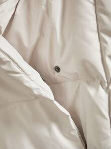 SHEIN x Carly Lawrence Anewsta 加厚中长款立领收腰女式夹克 - 米色 - 查看 4