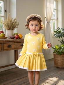 SHEIN Playful Pals Baby Girl Casual, Fashionable And Cute Bow Yellow Pleated Sweater Dress Suitable For Autumn And Winter Seasons, Christmas - Yellow - View 5