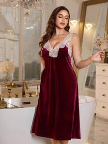 MuseNap CURVE Plus Size Lace Patchwork French Romantic Elegant Velvet Mesh Robe Set - Burgundy - View 4
