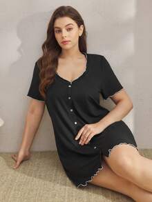 Ocili Mushroom Hem V-Neck Comfortable Button Front Short Sleeve Minimalist Plus Size Nightgown - Black - View 8