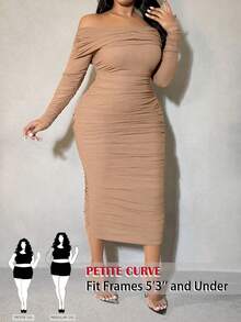 SHEIN PETITE CURVE Vestido elegante de manga larga, ajustado y con hombros descubiertos con pliegues de unicolor para mujer de talla grande - Albaricoque - Ver 1