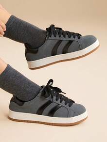 CUCCOO EASI 女士圆头平底休闲运动鞋，舒适仿麂皮休闲运动鞋，适合日常室内外活动 - 深灰色 - 查看 4