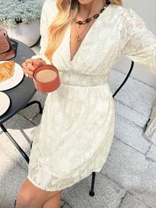 Serisse Đầm mini nữ tay phồng xếp ly sâu, chất liệu jacquard, thanh lịch, đầm mini nữ chất liệu crepe, đầm ôm eo thời trang, phù hợp cho mùa hè, mặc hàng ngày, trang phục thường ngày kiểu Pháp, thích hợp cho đi chơi, nghỉ lễ, du lịch, trang phục giáo viên, trang phục công sở, đầm dự tiệc, đầm thường ngày cho nữ, đầm năm mới, đầm đêm giao thừa. - Màu be - Xem 4