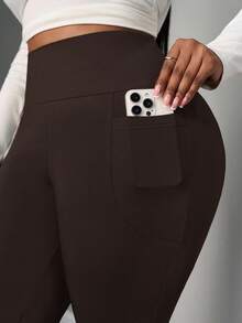 SHEIN PETITE CURVE 大码女式秋冬返校休闲家居服瑜伽舒适户外纯黑色针织松紧腰高腰口袋喇叭裤，带口袋的紧身裤 - 棕色 - 查看 8